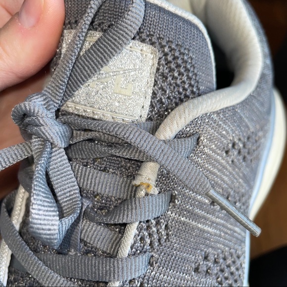 APL techloom pro sneakers grey and silver metallic - Picture 8 of 12